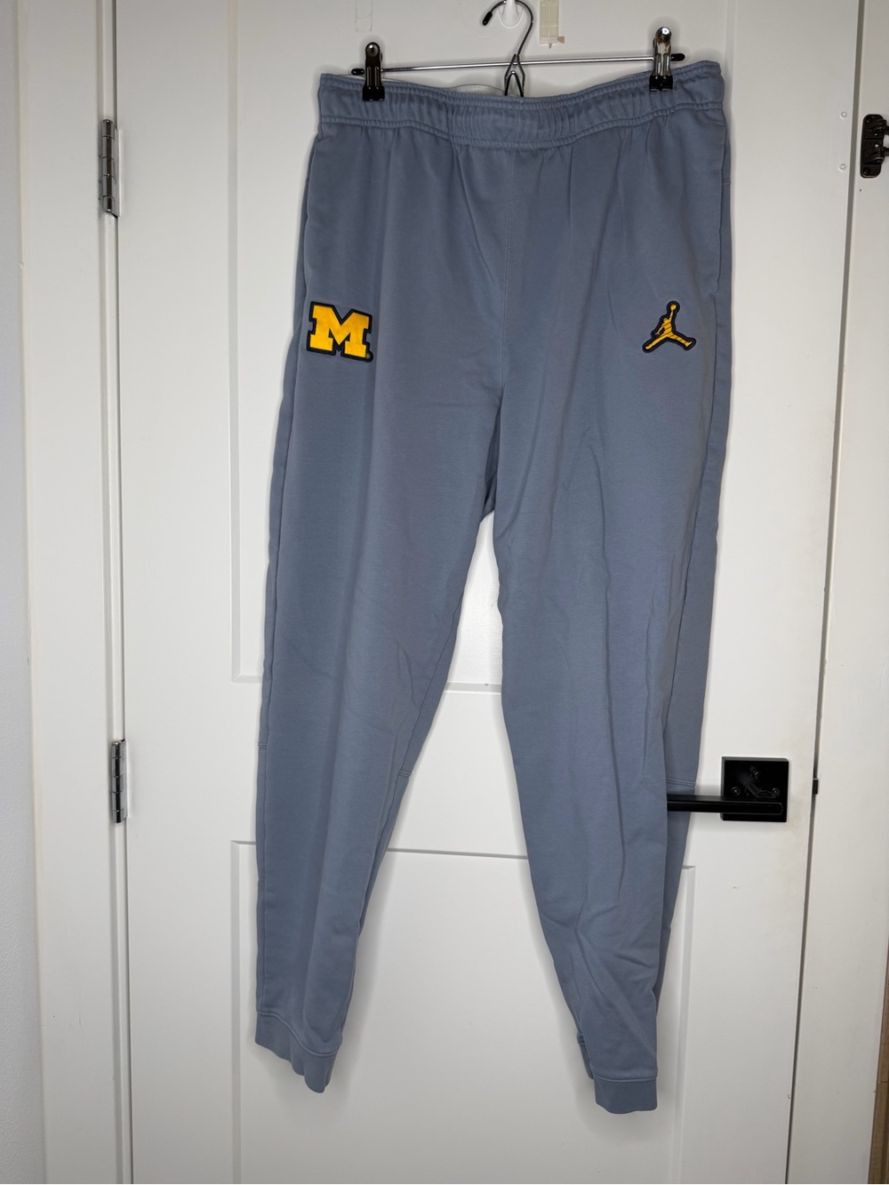 Nike Jordan Men’s Light Blue/Gray Jogger Sweatpants
